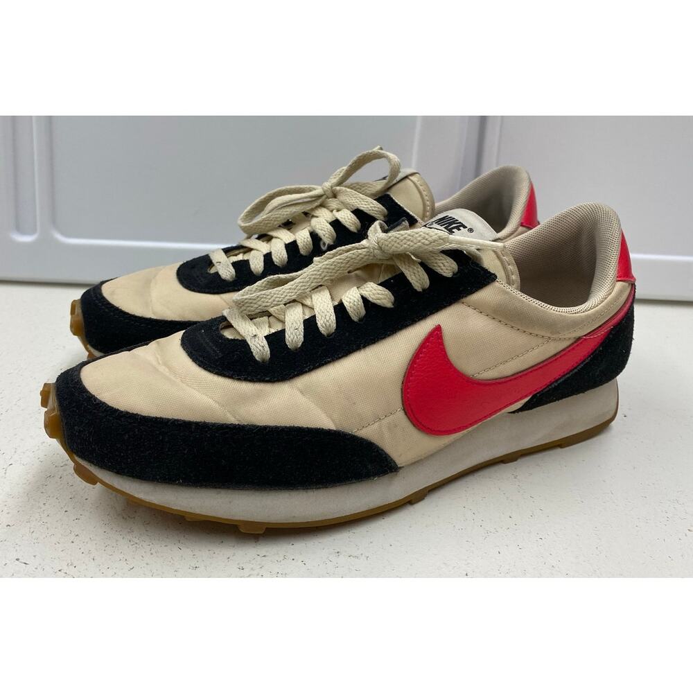 Women Nike Daybreak Siren suede athletic shoes sneakers CK2351-010, 9.5
